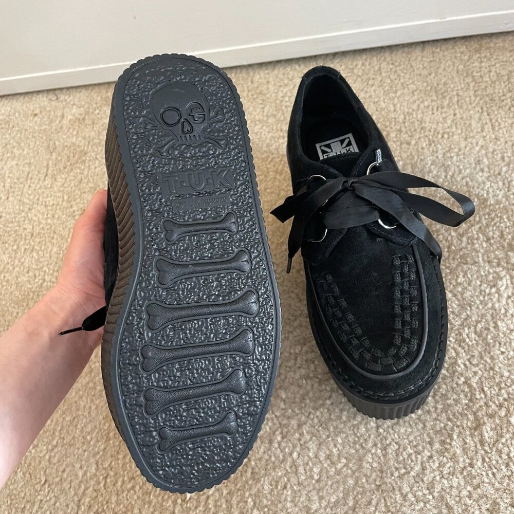 New TUK Black Suede Classic Stratocreeper Shoes with TUK Satin Laces - Picture 4 of 8